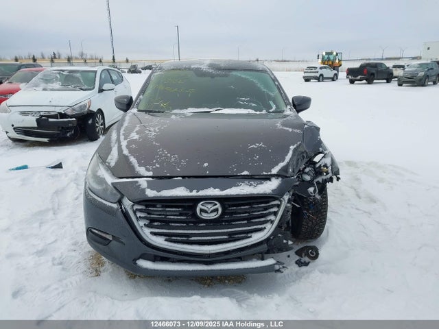 3MZBN1T78HM143650 Mazda Mazda3 Se
