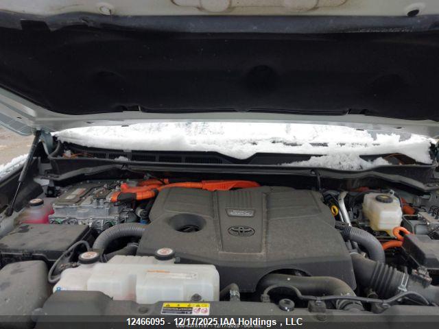Toyota Sequoia 2024 7SVAAABAXRX045518 Image 11