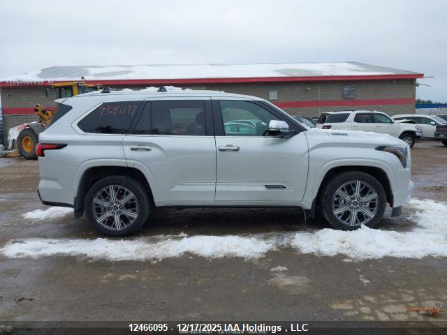Toyota Sequoia 2024 7SVAAABAXRX045518 Image 13
