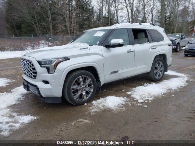 Toyota Sequoia 2024 7SVAAABAXRX045518 Image 3