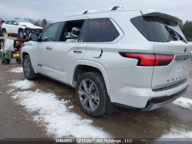 Toyota Sequoia 2024 7SVAAABAXRX045518 Image 4