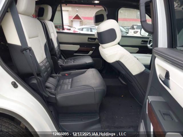 Toyota Sequoia 2024 7SVAAABAXRX045518 Image 9