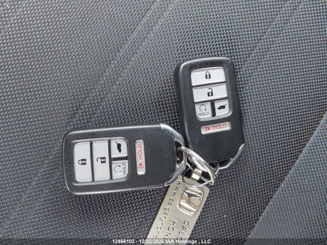 2HKRW2H28MH211026 Honda CR-V