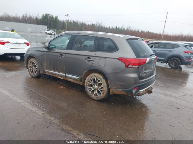 JA4JZ3AXXGZ604629 Mitsubishi Outlander Se/sel