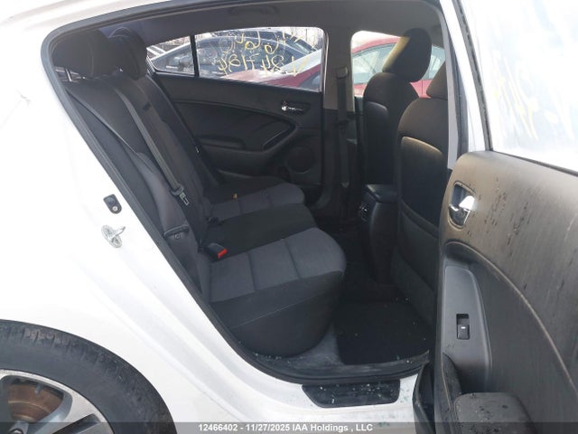 KIA Forte 2014 KNAFX4A80E5247124 Image 8