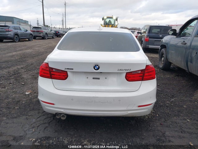 WBA3B3G52ENR85077 BMW 328i Xdrive