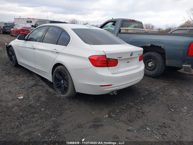 WBA3B3G52ENR85077 BMW 328i Xdrive