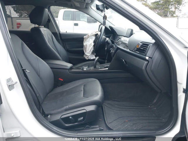 WBA3B3G52ENR85077 BMW 328i Xdrive