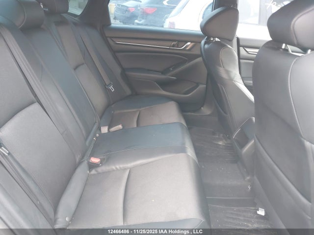 1HGCV1F31JA811437 Honda Accord Sport