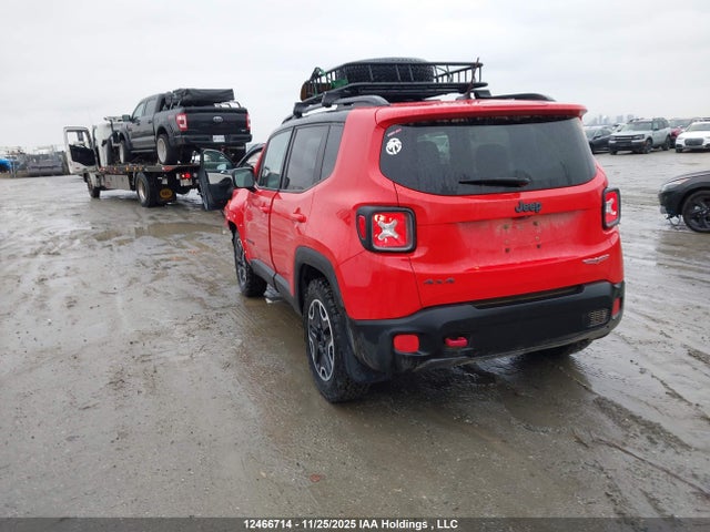 Jeep Renegade Trailhawk 2017 ZACCJBCBXHPG00727 Image 3