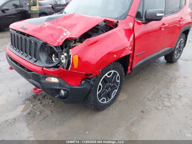 Jeep Renegade Trailhawk 2017 ZACCJBCBXHPG00727 Image 6