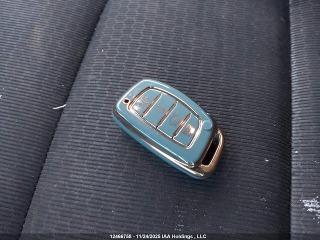 Продажа на аукционе авто 2018 Hyundai Elantra Gl Se, vin: KMHD84LF1JU692065, номер лота: 12466758