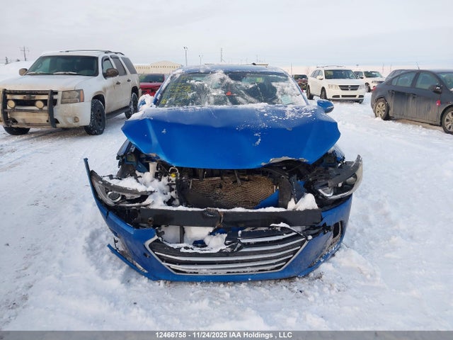 Продажа на аукционе авто 2018 Hyundai Elantra Gl Se, vin: KMHD84LF1JU692065, номер лота: 12466758