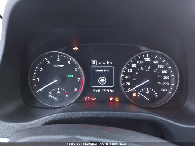 Продажа на аукционе авто 2018 Hyundai Elantra Gl Se, vin: KMHD84LF1JU692065, номер лота: 12466758