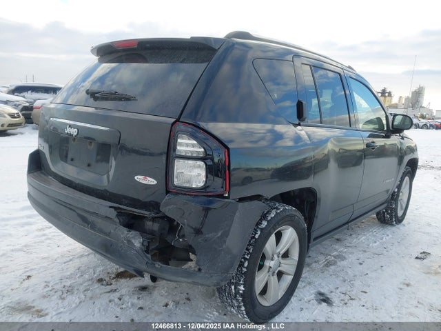 1C4NJDAB8ED815539 Jeep Compass Sport/north