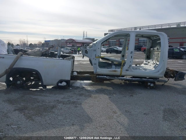 Продажа на аукционе авто 2022 Chevrolet Silverado 2500hd Custom, vin: 1GC1YME79NF299115, номер лота: 12466877