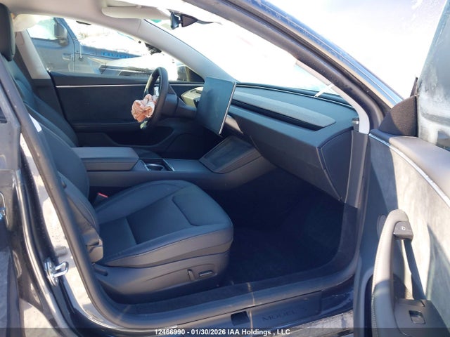 5YJ3E1EB3RF847351 Tesla MODEL 3