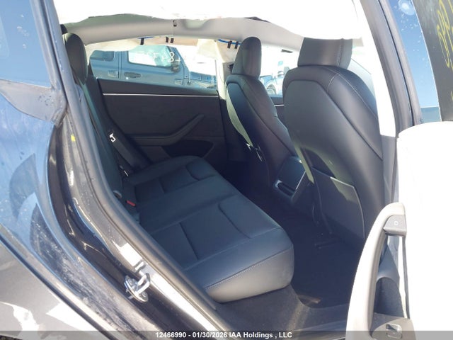 5YJ3E1EB3RF847351 Tesla MODEL 3
