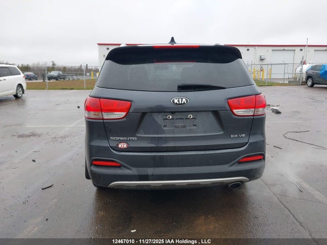 12467010 :رقم المزاد ، 5XYPHDA54HG307606 vin ، 2017 Kia Sorento 3.3l Ex/3.3l Ex+ مزاد بيع