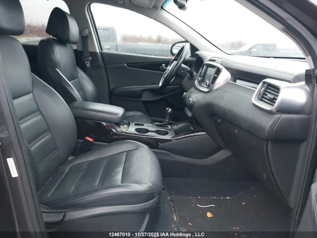 12467010 :رقم المزاد ، 5XYPHDA54HG307606 vin ، 2017 Kia Sorento 3.3l Ex/3.3l Ex+ مزاد بيع