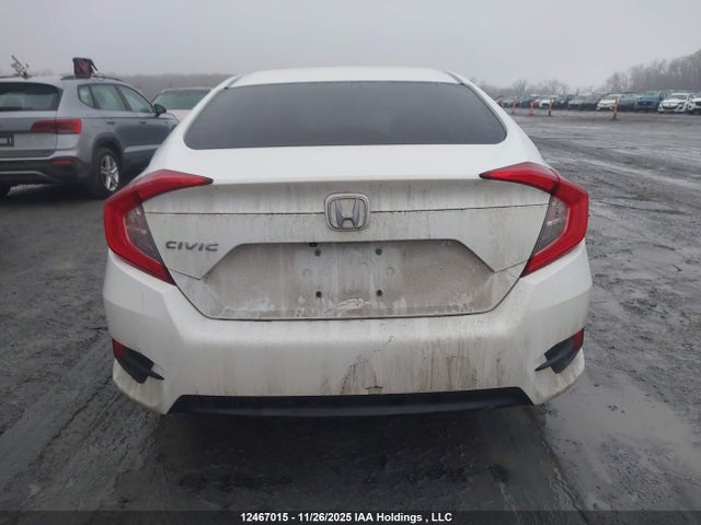 Продажа на аукционе авто 2018 Honda Civic Lx, vin: 2HGFC2F58JH026084, номер лота: 12467015