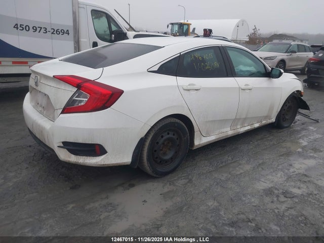 Продажа на аукционе авто 2018 Honda Civic Lx, vin: 2HGFC2F58JH026084, номер лота: 12467015