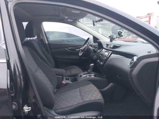 JN1BJ1CP3JW162551 Nissan QASHQAI