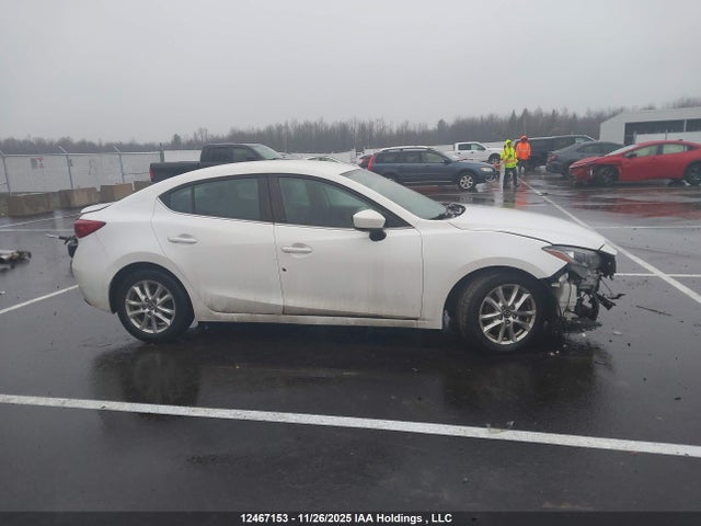 12467153 :رقم المزاد ، 3MZBM1V74FM198738 vin ، 2015 Mazda Mazda3 مزاد بيع