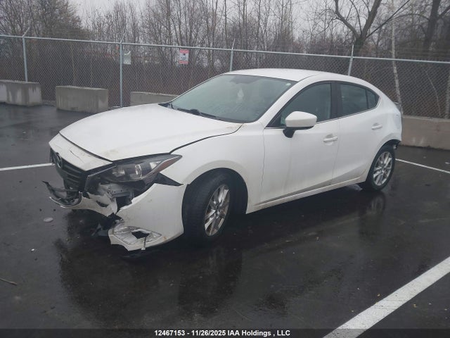 12467153 :رقم المزاد ، 3MZBM1V74FM198738 vin ، 2015 Mazda Mazda3 مزاد بيع