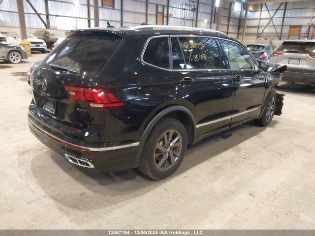3VV4B7AX1RM138142 Volkswagen Tiguan Sel R-line Black