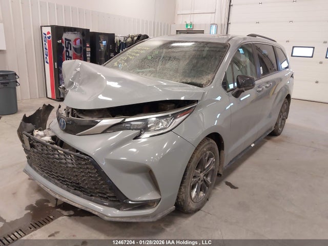 5TDGSKFC6RS154034 Toyota Sienna Le/xse/limited/platinum