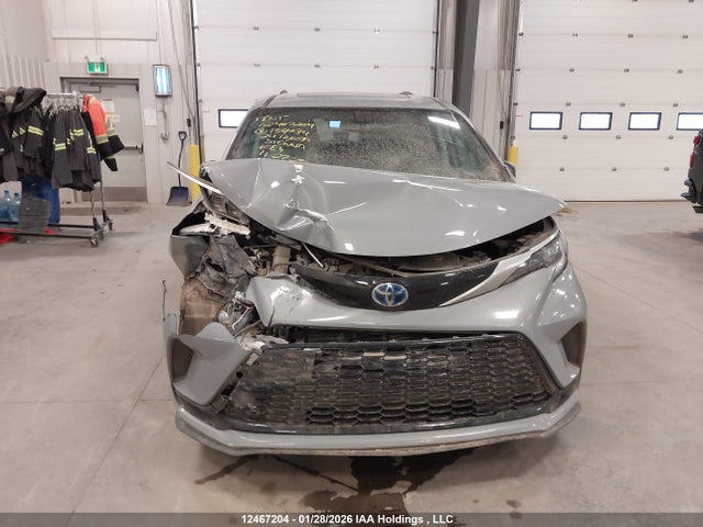 5TDGSKFC6RS154034 Toyota Sienna Le/xse/limited/platinum