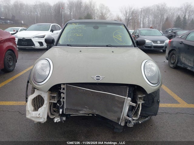 2020 Mini 5 Door Cooper მანქანა იყიდება აუქციონზე, vin: WMWXU7C07L2M25566, აუქციონის ნომერი: 12467226