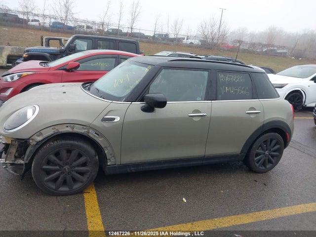 2020 Mini 5 Door Cooper მანქანა იყიდება აუქციონზე, vin: WMWXU7C07L2M25566, აუქციონის ნომერი: 12467226