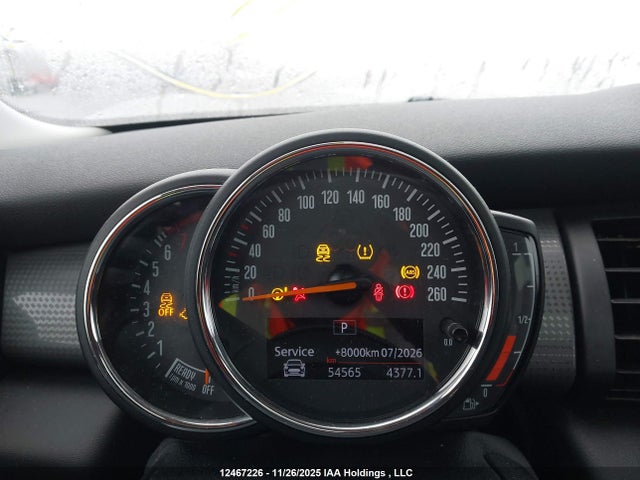 2020 Mini 5 Door Cooper მანქანა იყიდება აუქციონზე, vin: WMWXU7C07L2M25566, აუქციონის ნომერი: 12467226