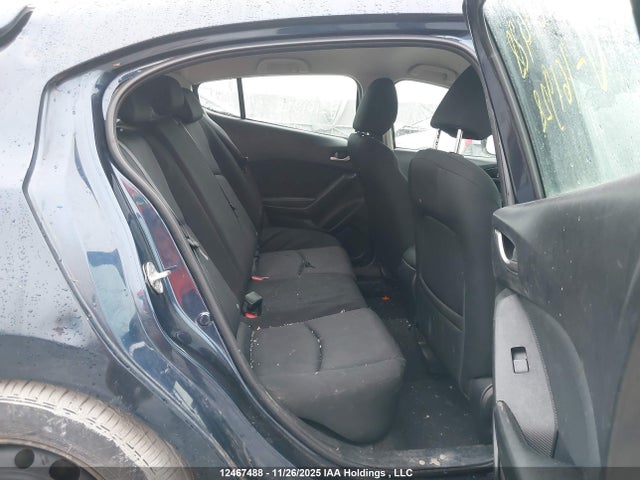 12467488 :رقم المزاد ، 3MZBM1K75FM161928 vin ، 2015 Mazda Mazda3 Gx مزاد بيع