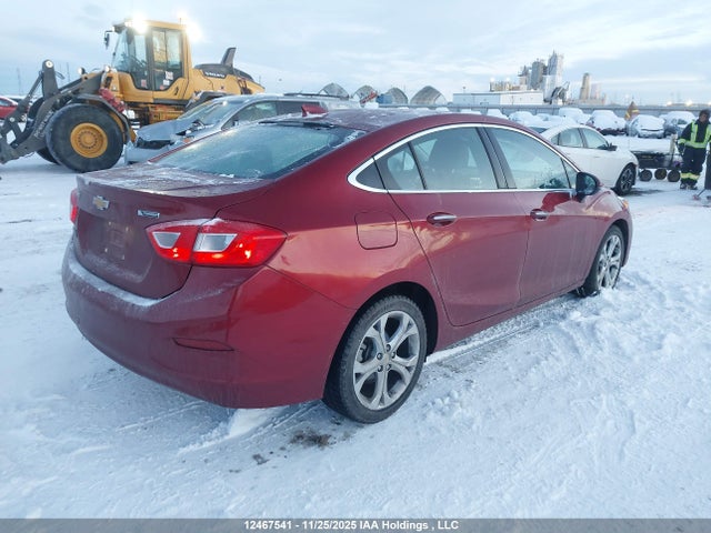 12467541 :رقم المزاد ، 1G1BF5SM7H7208070 vin ، 2017 Chevrolet Cruze Premier Auto مزاد بيع