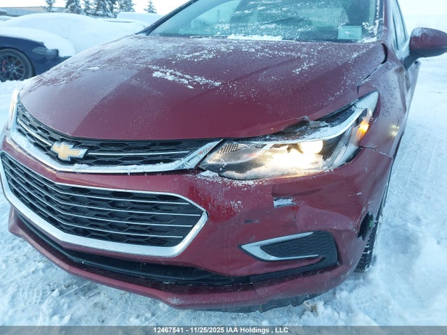 12467541 :رقم المزاد ، 1G1BF5SM7H7208070 vin ، 2017 Chevrolet Cruze Premier Auto مزاد بيع