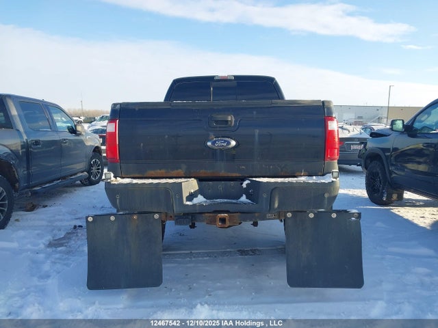 1FT8W3BT0GEB89711 Ford F-350 Lariat