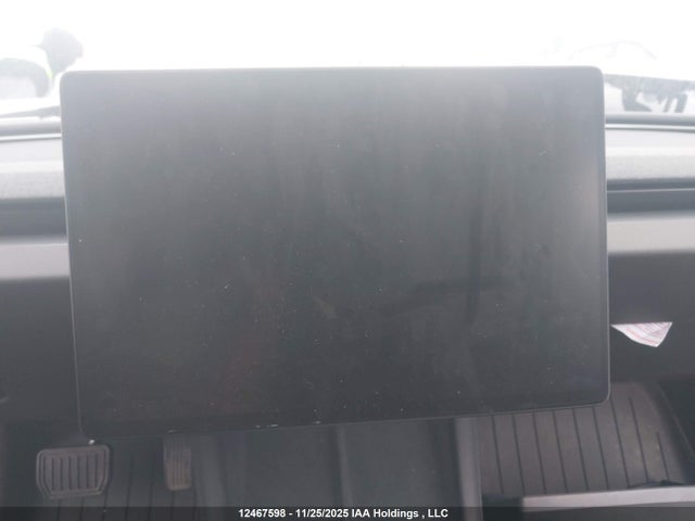 5YJ3E1EB3RF850931 Tesla MODEL 3