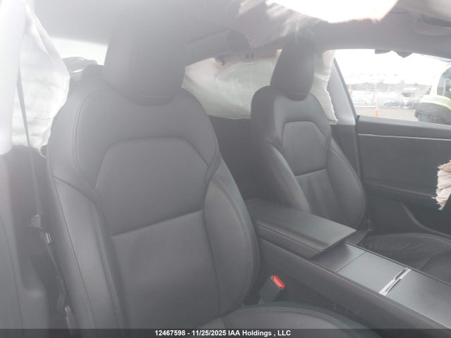 5YJ3E1EB3RF850931 Tesla MODEL 3