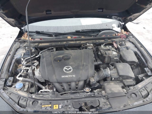 JM1BPAK71L1166496 Mazda 3 Gx