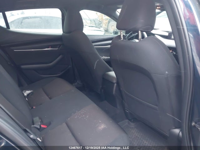 JM1BPAK71L1166496 Mazda 3 Gx