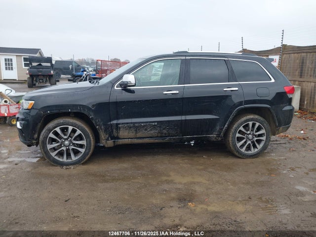 1C4RJFCG2HC922490 Jeep Grand Cherokee Overland