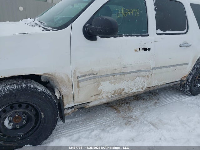 Продаж на аукціоні авто 2013 Gmc Yukon Xl 1500 Denali, vin: 1GKS2MEF5DR182047, номер лоту: 12467798