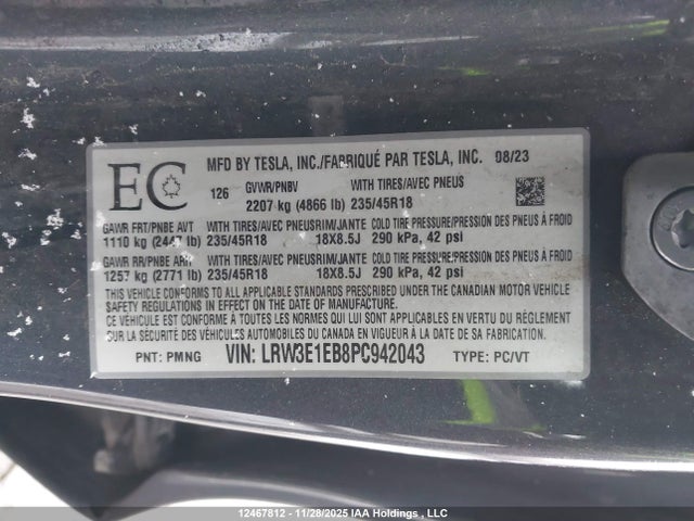 Tesla MODEL 3 2023 LRW3E1EB8PC942043 Image 9