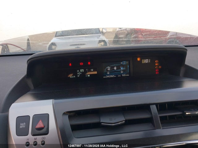 Aukcja sprzedaży 2016 Toyota Prius V, vin: JTDZN3EU2GJ051218, numer aukcji: 12467897
