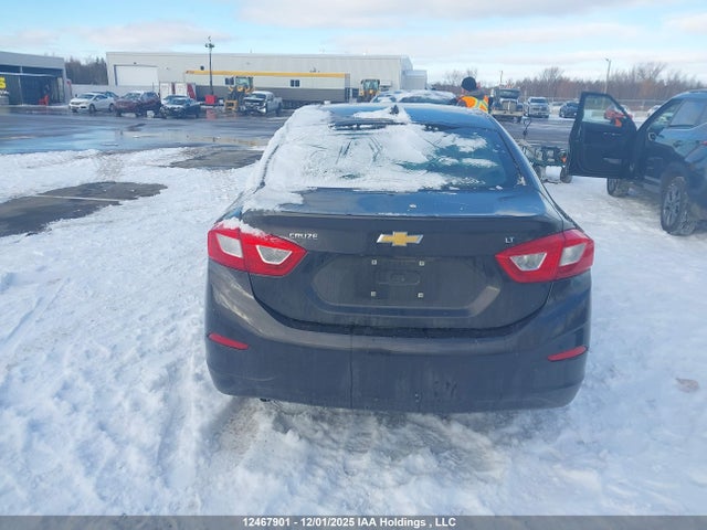 1G1BE5SM6H7248109 Chevrolet Cruze Lt Auto