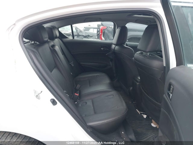 19UDE2F7XGA801365 Acura Ilx Premium Package/tech Package