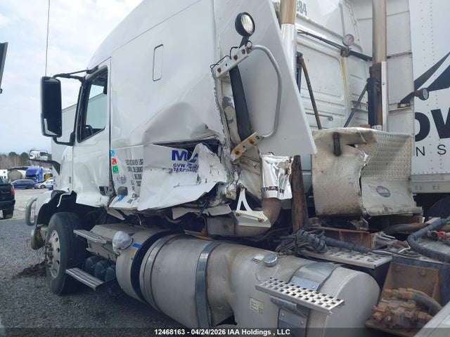 4V4NC9KK5HN993580 Volvo VNL